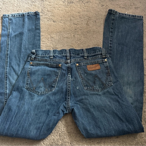 Men’s retro Wranglers
-slim boot - Picture 2 of 2